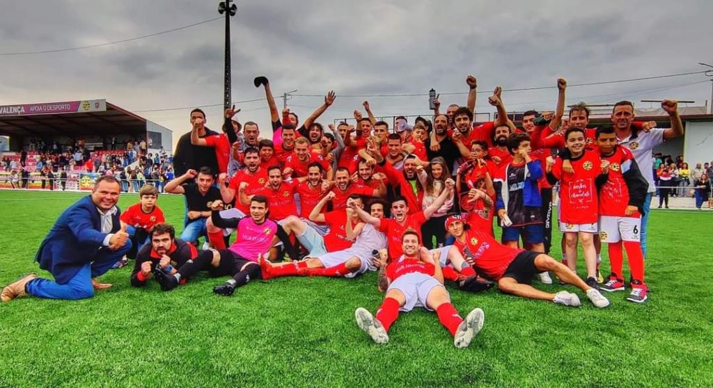 CC “Os Torreenses,” a club from S. Pedro da Torre, has been promoted to the I Division of AFVC (Associação de Futebol de Viana do Castelo).